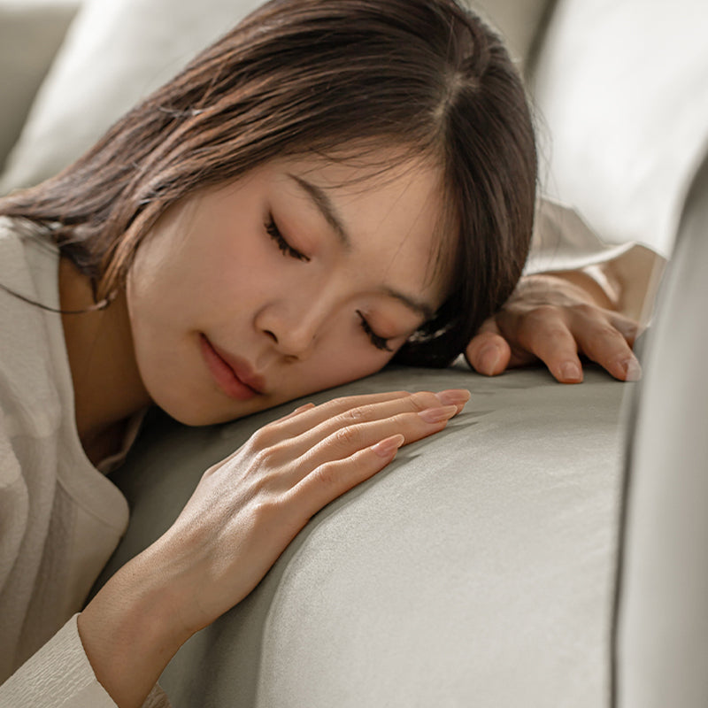 Mobilious-梵·Brahman|Soffiella Cream Straight Sofa Couch