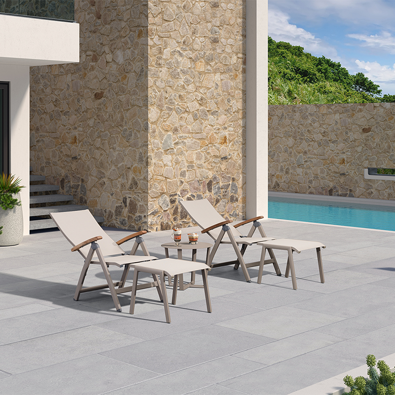 Zephyrean Outdoor Foldable Lounge Chair